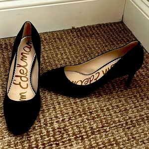 Sam Edelman black suede heels